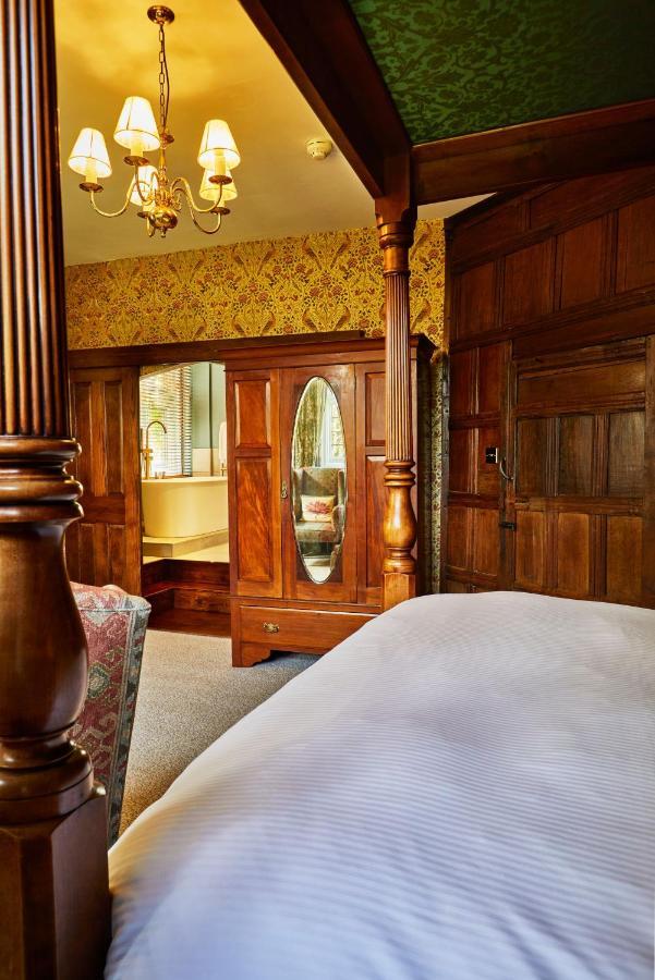 Ockenden Manor Hotel & Spa Cuckfield Bagian luar foto