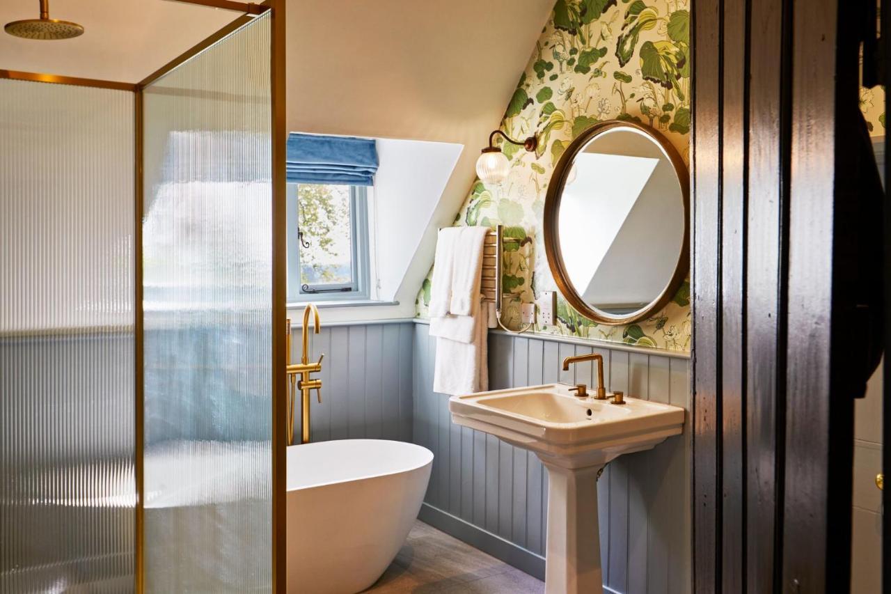 Ockenden Manor Hotel & Spa Cuckfield Bagian luar foto