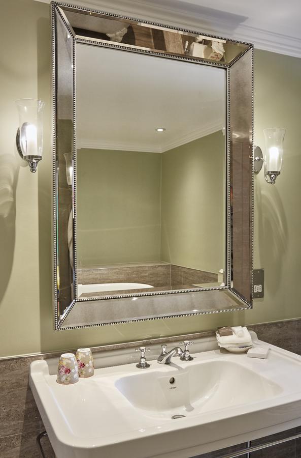 Ockenden Manor Hotel & Spa Cuckfield Bagian luar foto