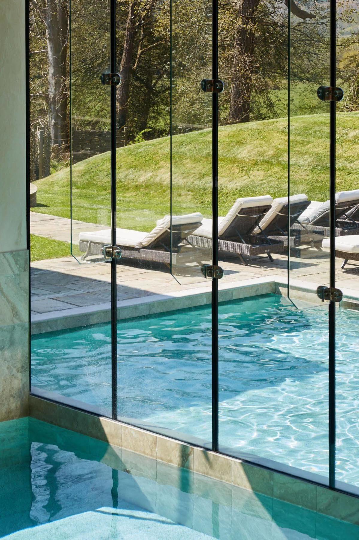 Ockenden Manor Hotel & Spa Cuckfield Bagian luar foto